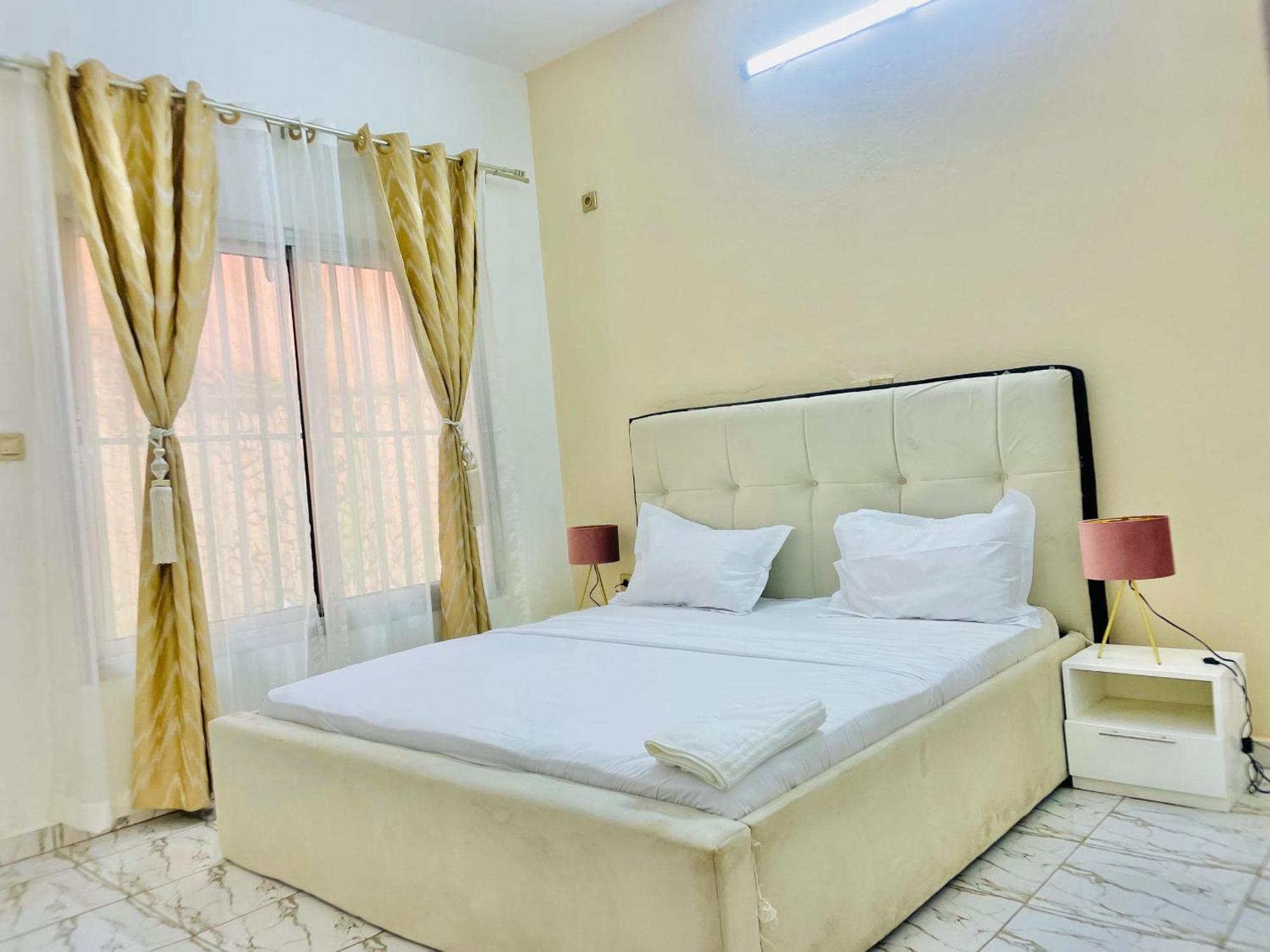 Appartement Avec Vue Panoramique Two Or Three Rooms Yaoundé Екстериор снимка