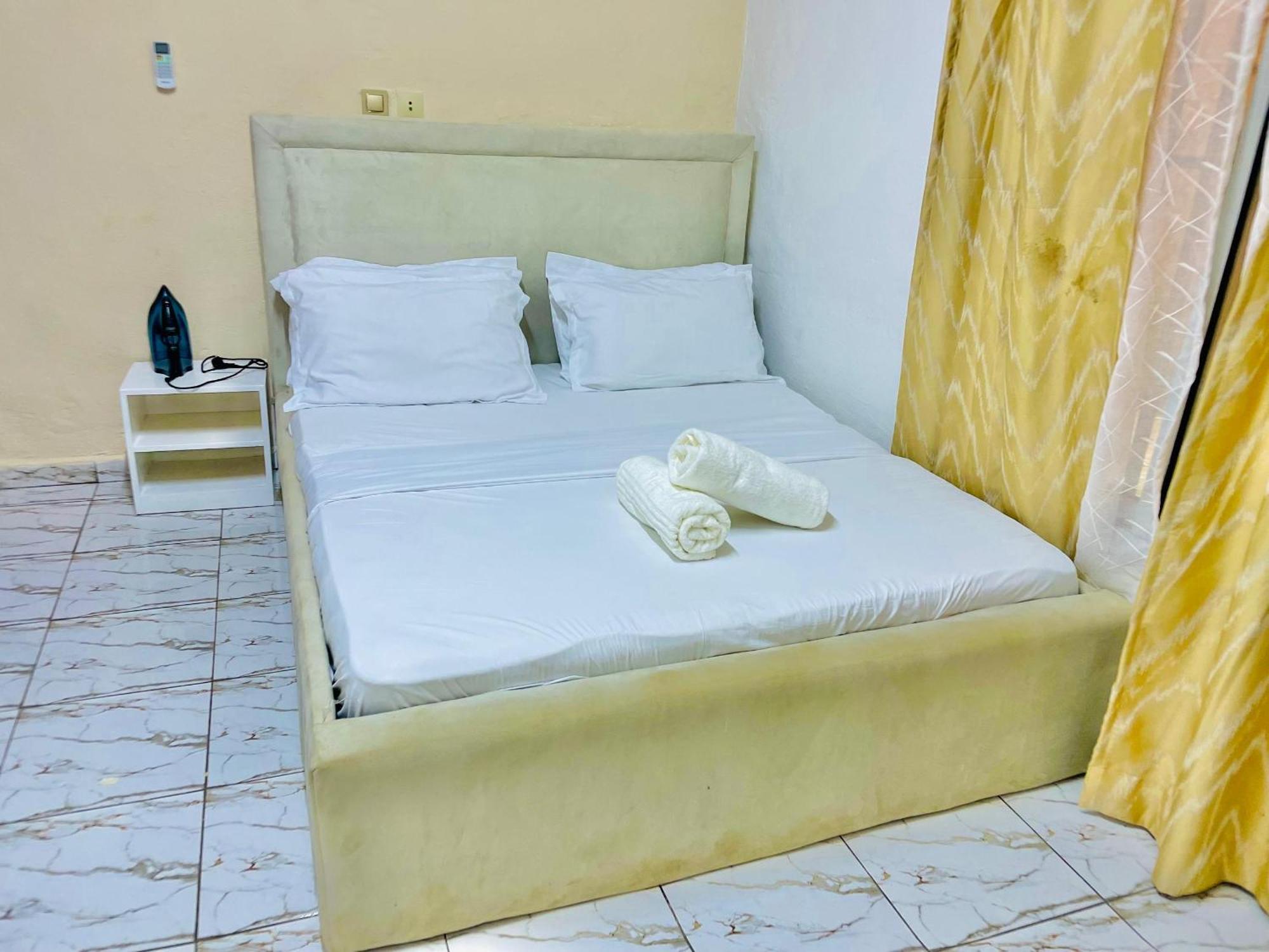 Appartement Avec Vue Panoramique Two Or Three Rooms Yaoundé Екстериор снимка