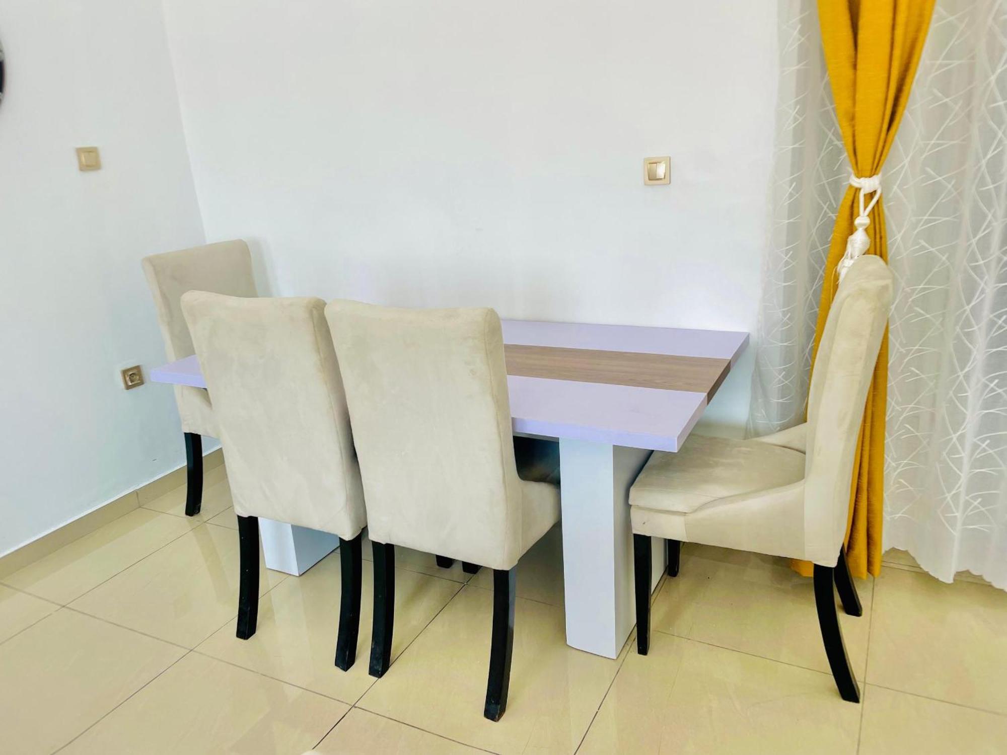 Appartement Avec Vue Panoramique Two Or Three Rooms Yaoundé Екстериор снимка